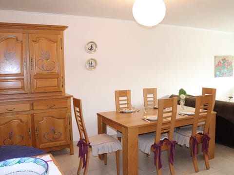 Appartement climatisé avec 2 chambres, terrasse et garage à Cavalaire-sur-Mer - FR-1-100-218 Apartment in Cavalaire-sur-Mer