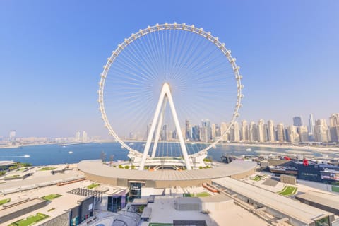 Nearby landmark, Day, Neighbourhood, Bird's eye view, City view, Landmark view, Sea view, Location