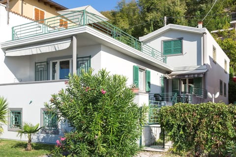 Villa Adriana-Direttamente sul lago Villa in Brenzone sul Garda