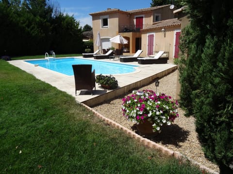 Pool view, Swimming pool, Swimming pool, sunbed