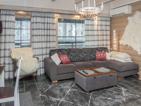 Holiday Home Kesärinne14 by Interhome House in Lapland