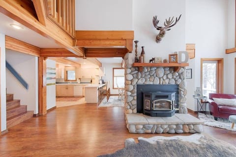 Fairway Lodge by Casago McCall - Donerightmanagement House in McCall