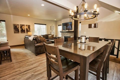 Suite Retreat by Casago McCall - Donerightmanagement Casa in McCall