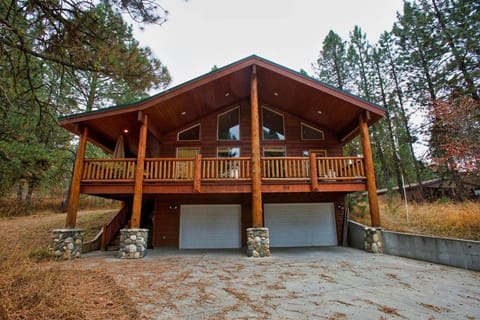 Cascade Multi-Family Cabin by Casago McCall - Donerightmanagement House in Cascade