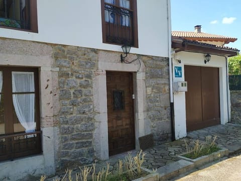 Vivienda Vacacional San Antonio House in Cangas de Onís