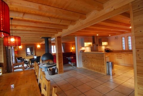 Montbeliarde - Chalet - BO Immobilier Chalet in Châtel