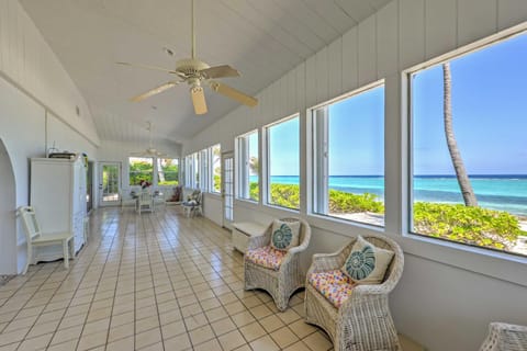 Northside Grand Cayman Getaway with Private Beach! Casa in North Side