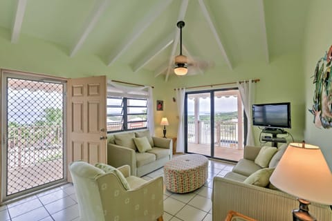 Breezy St Croix Bungalow with Pool and Ocean Views! House in Christiansted