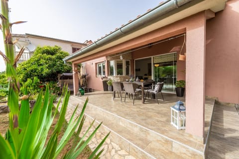 Garden, Balcony/Terrace