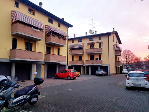 Guest Holiday Filangieri 2 Appartement in Reggio Emilia