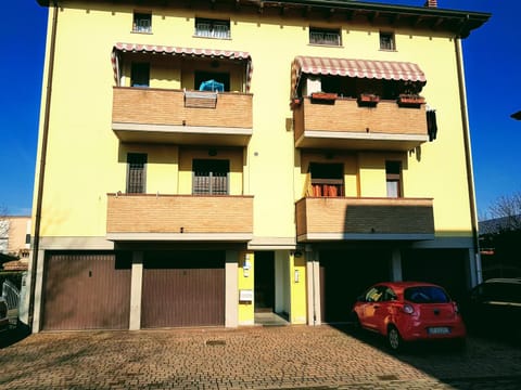 Guest Holiday Filangieri 2 Appartement in Reggio Emilia