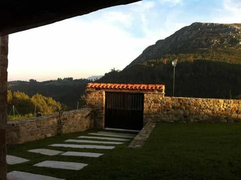 Garden, Mountain view