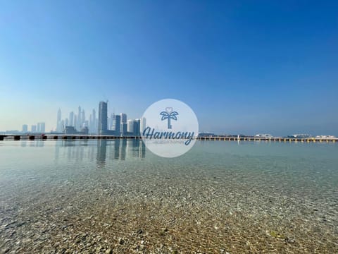 Harmony Vacation Homes - South Residence Condo in Dubai