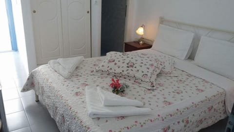 Artemis Rooms Alojamiento y desayuno in Folegandros Municipality