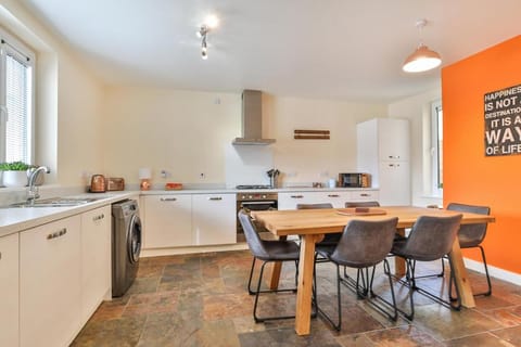 Coffee/tea facilities, Dining area, Communal kitchen