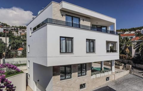 Property building, Patio, Day, View (from property/room), Balcony/Terrace