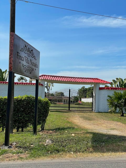Finca Turística Villa Natasha - Casa Campestre y Cabañas Villavicencio Nature lodge in Villavicencio