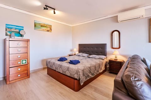 Apartment Carina mit wunderschönen Meerlblick Condo in Porches