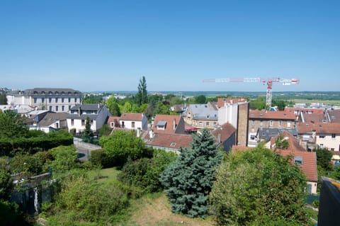 Neighbourhood, City view, Street view
