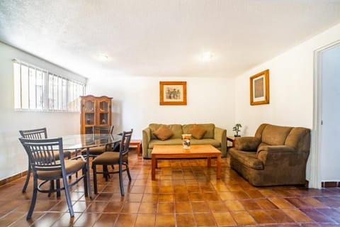 Ubicadísima Suite Seguridad Av Zaragoza A27 Apartment in Santiago de Queretaro