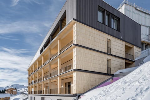 Property building, Winter