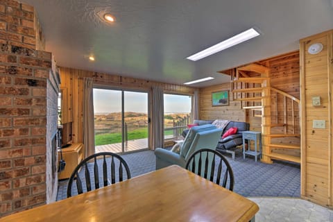 Sanderling Sea Cottages, Unit 3 with Private Balcony House in Oregon