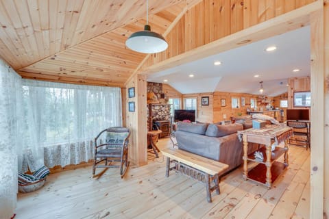 Lakefront Property in the Heart of the Catskills! Haus in Mamakating