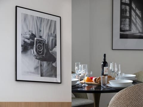 Living room, Dining area