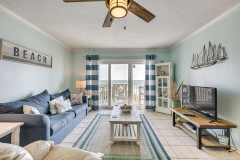 Breezy Oceanfront Condo with Lanai, Steps to Beach! Condo in North Topsail Beach
