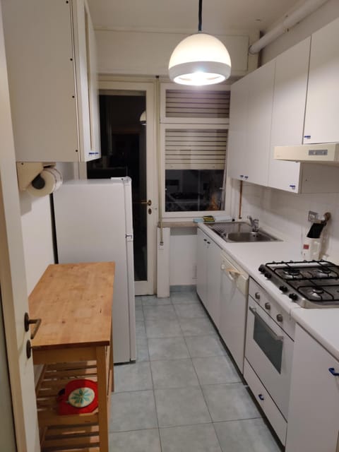 Kitchen or kitchenette, pet friendly