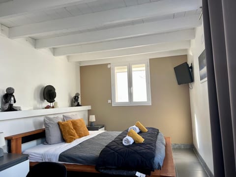 Mas La Farelle Chambre d'hote,Fitness & Salle de jeux Gratuite & SPA en supplément Bed and Breakfast in Nimes