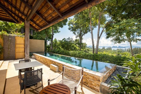 Seating area, Sea view, Swimming pool, Swimming pool