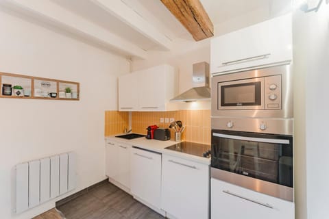 Vieux Lille: bright, functional apartment Apartment in Lille