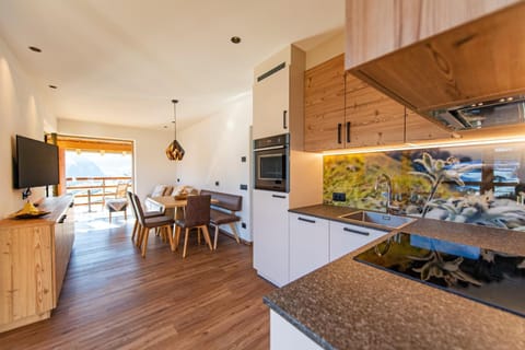 Luech da Perteut - Panorama and Wellness Apartment in Sëlva