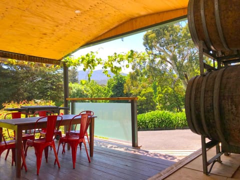 Valley Farm Vineyard Villas Farm Stay in Healesville