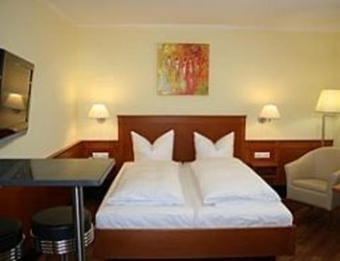 Apartment Hotel KRAL - BUSINESS HOTEL & SERVICED APARTMENTS Hotel in Erlangen