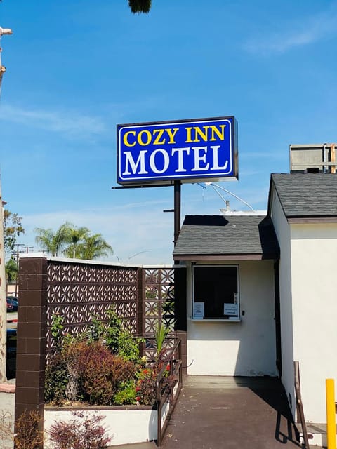 Cozy motel Motel in South Gate