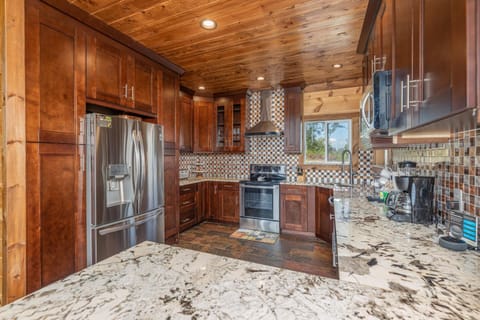 Southern Comfort cabin Cabin in Gatlinburg