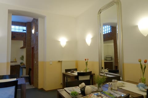 Pension am Helenenwall Bed and Breakfast in Cologne