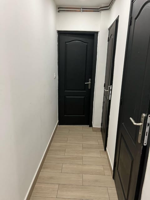 Appartement entier refait à neuf pour court séjour Apartment in Flanders