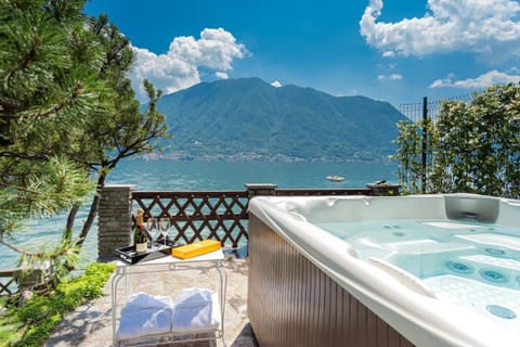 Hot Tub, Lake view, Mountain view, Open Air Bath