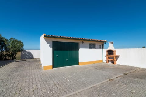 Tilli'n'Joe's Beach House Apartment in Peniche