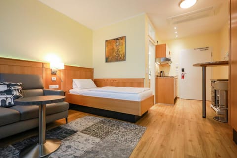 EASTSIDE Living - Wohnen auf Zeit - KRAL Hotels Erlangen Apartment in Erlangen