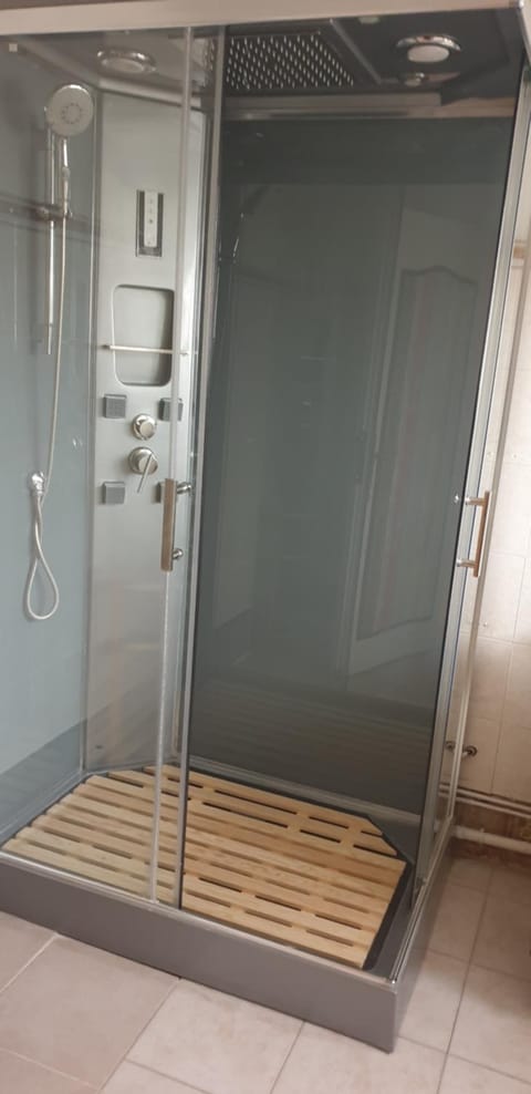 Villa Provençale Apartment in Arles