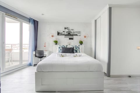 Joli studio à Courbevoie - La Defense Apartment in Puteaux