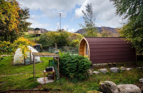 Glentruim Homestay B&B and Glamping Pods Campground/
RV Resort in Scotland