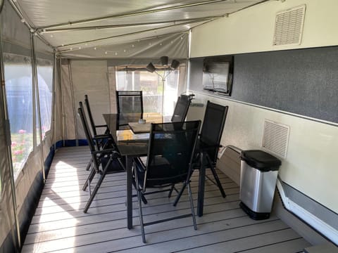 Balcony/Terrace, Dining area