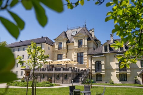Property building, Garden view