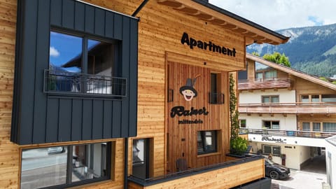 Property building, Facade/entrance, View (from property/room)