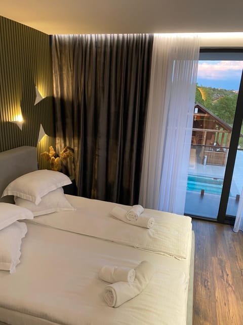 Bed, Photo of the whole room, Bedroom, Pool view